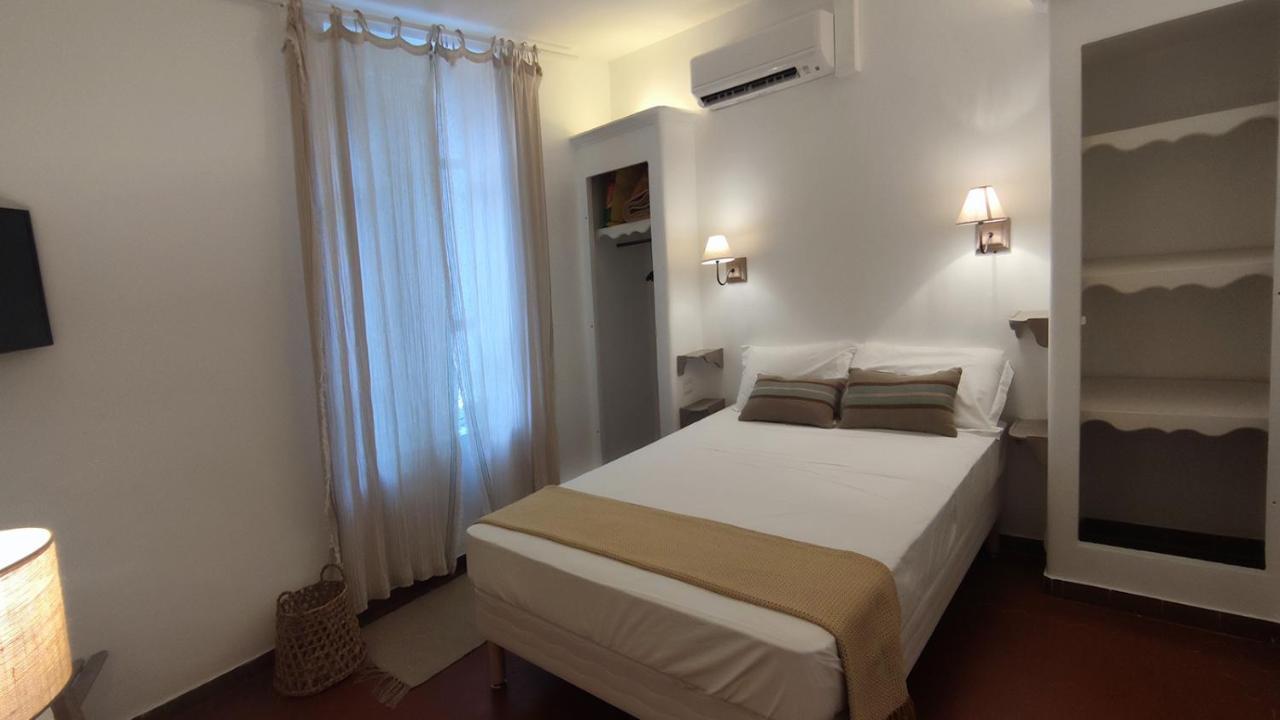 Gémenos Logis Hotel & Restaurant Du Parc מראה חיצוני תמונה